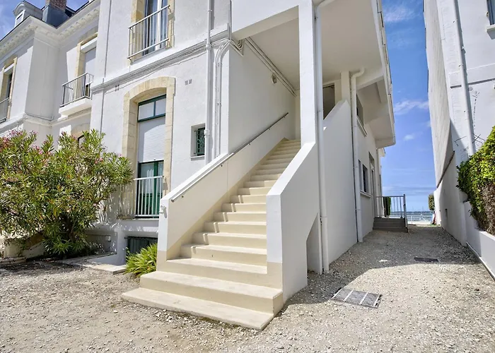 شقة Pereire - T2 Front De Avec Terrasse Et Parking, Acces Direct - Fr-1-433-24